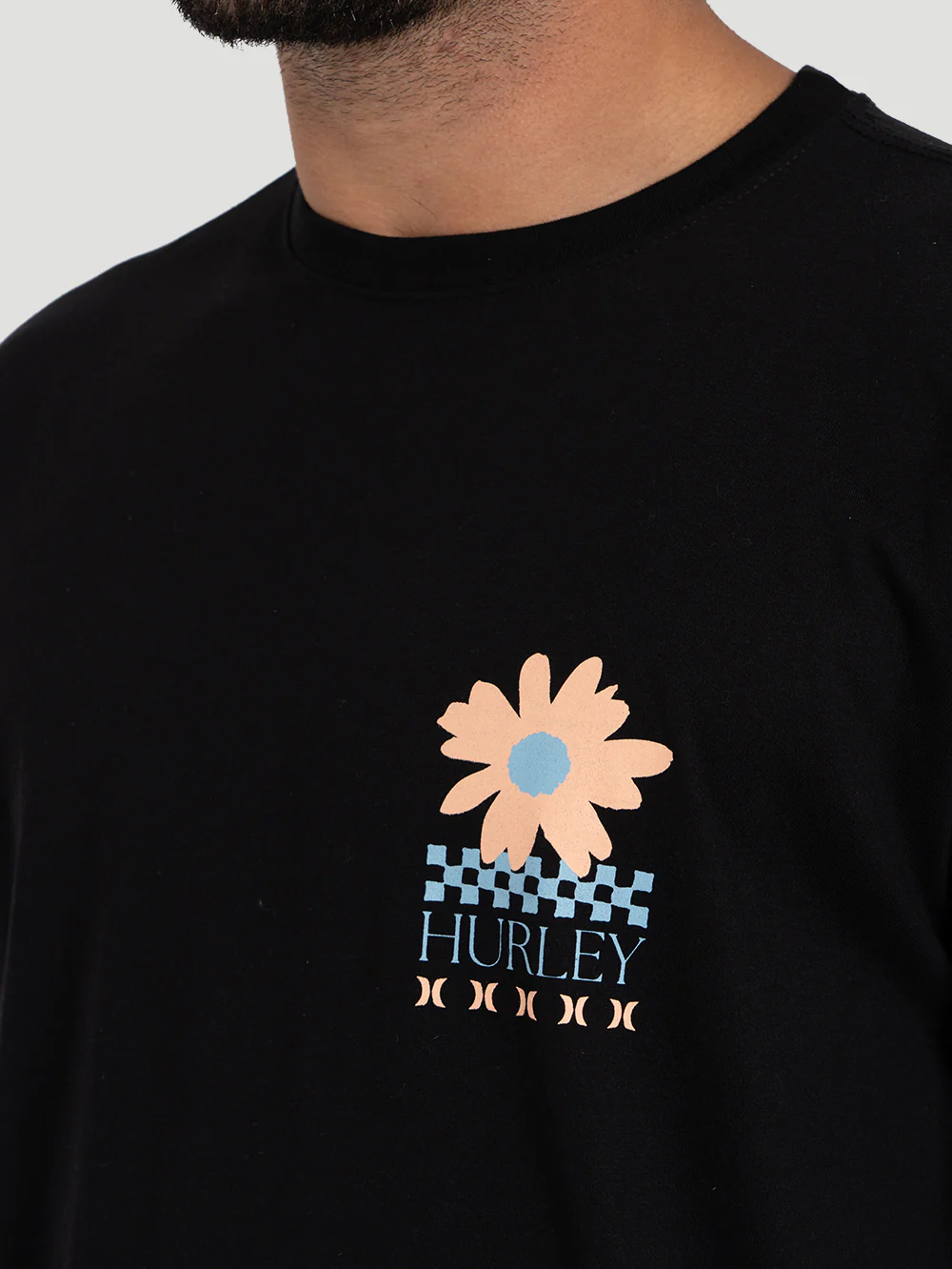 Camiseta Manga Curta Hurley New Flower Preta - Image 3