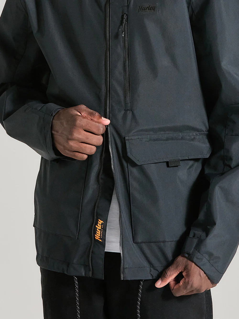 Jaqueta Impermeável Preta Hurley Phantom + Defender - Image 15