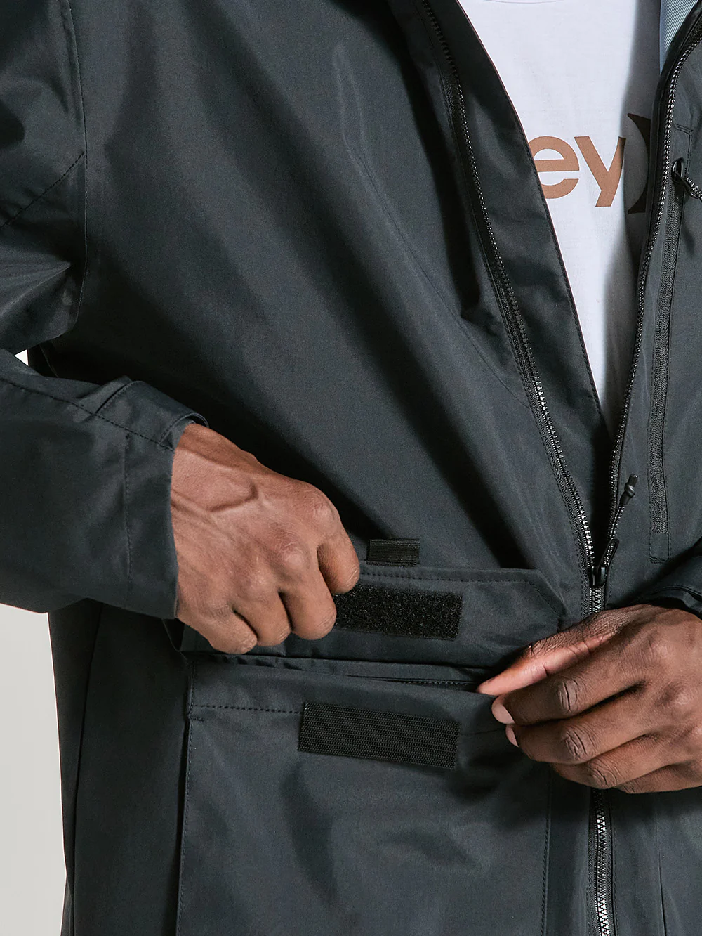 Jaqueta Impermeável Preta Hurley Phantom + Defender - Image 5