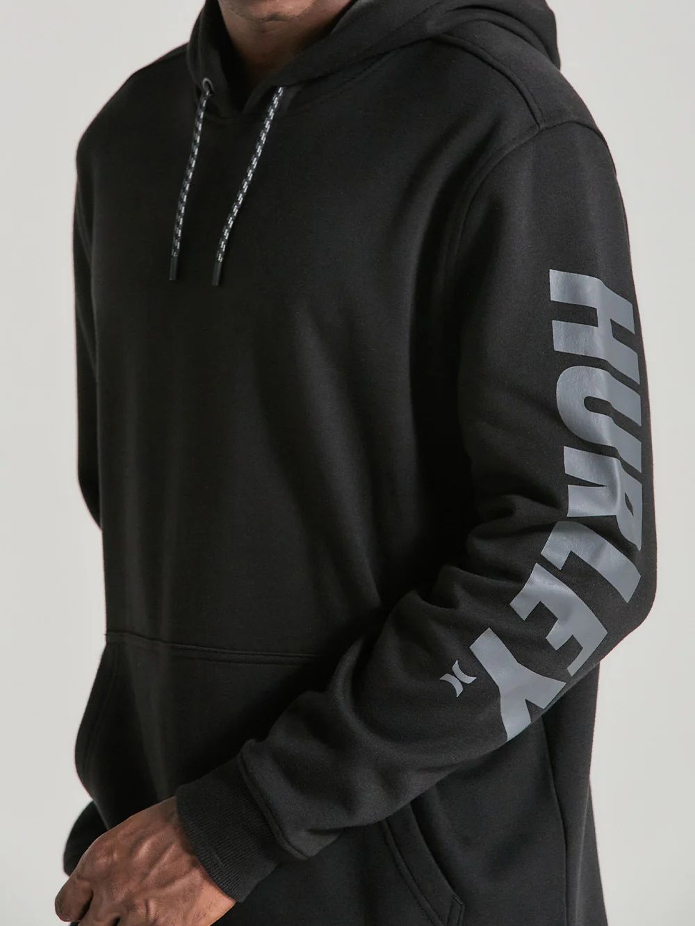 Moletom Canguru Preto Tecnológico Hurley Acadia Heat - Image 3